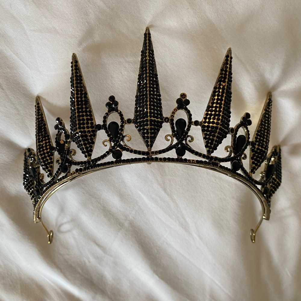 Black Rhinestone Crown